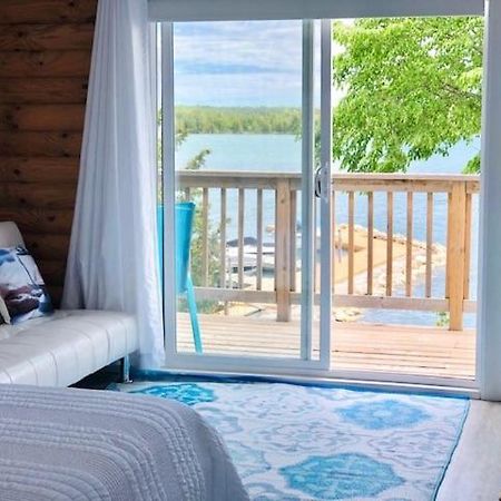 Stokes Bay Tamarac Island Motel מראה חיצוני תמונה